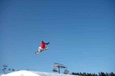 Snowboarder Sprung